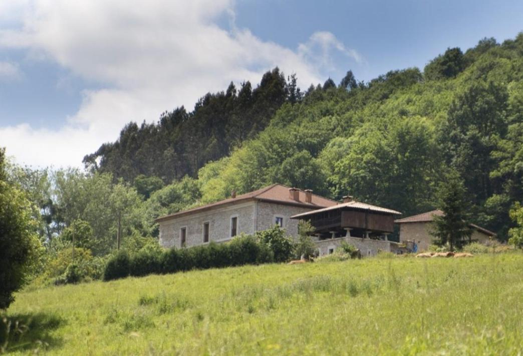 Ovinana  Agroturismo La Casona De Belmonte מראה חיצוני תמונה