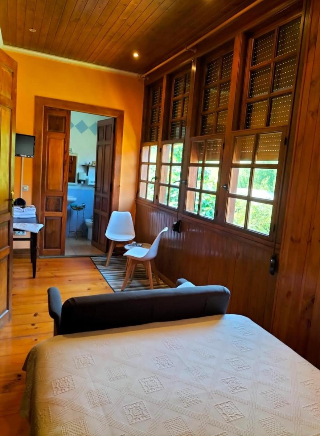 Ovinana  Agroturismo La Casona De Belmonte מראה חיצוני תמונה