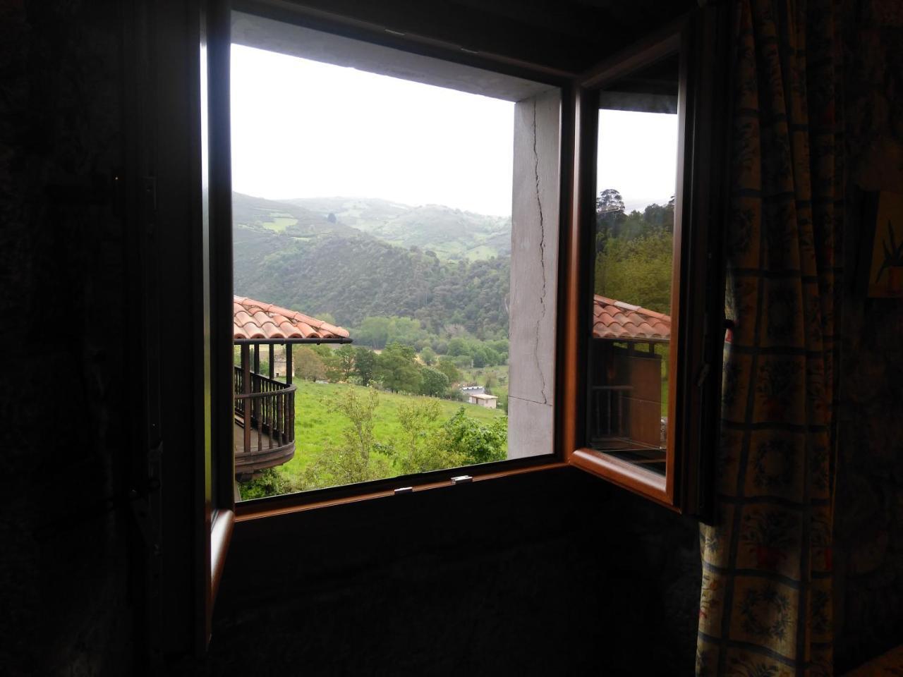 Ovinana  Agroturismo La Casona De Belmonte מראה חיצוני תמונה