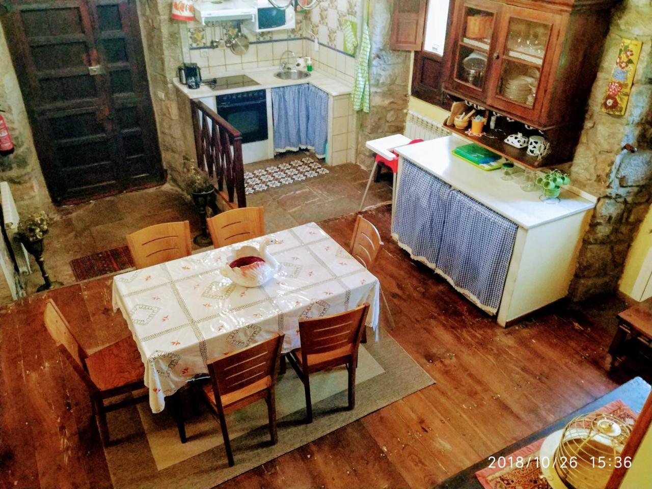 Ovinana  Agroturismo La Casona De Belmonte מראה חיצוני תמונה